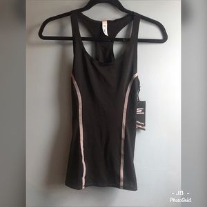 Skechers Go Train workout tank